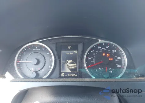 2015 Toyota Camry Se z USA, uszkodzony, nr VIN 4T1BF1FK5FU115342